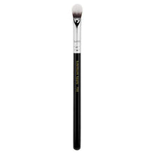 Load image into Gallery viewer, Bdellium Tools Maestro Series Brushes for Eyes
